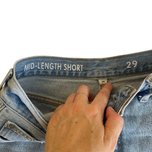 J Crew Midlength denim short in Dandelion wash Size 29 - Picture 2 of 5